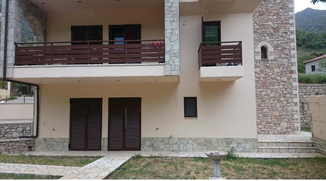 Villa Ria Kalavryta Extérieur photo